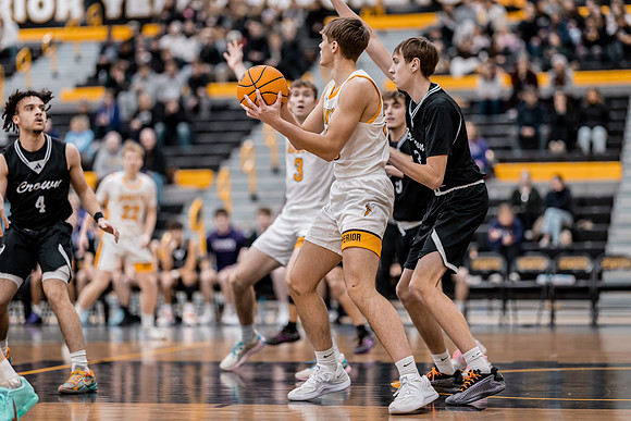 MBB vs Crown-33