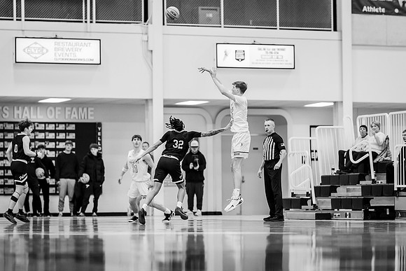 MBB vs Crown-136