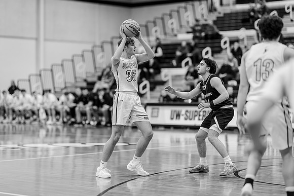 MBB vs Crown-54