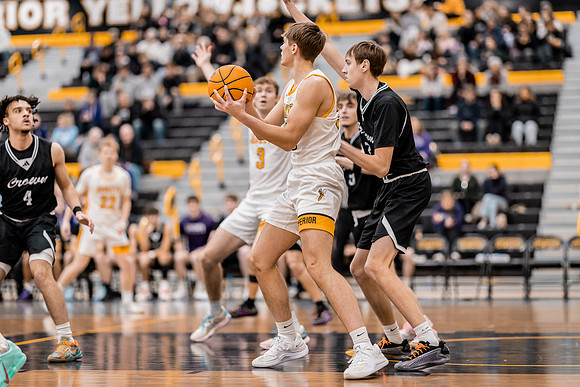 MBB vs Crown-3
