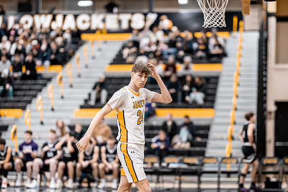 MBB vs Crown-66