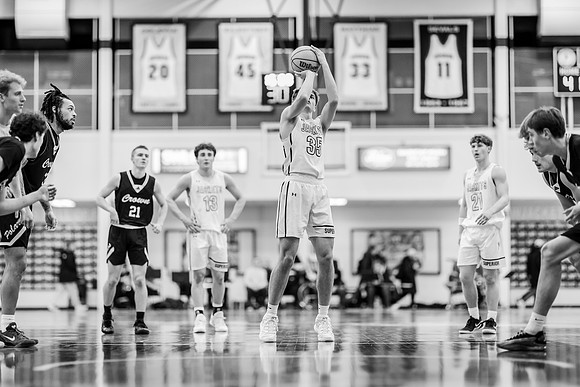 MBB vs Crown-164