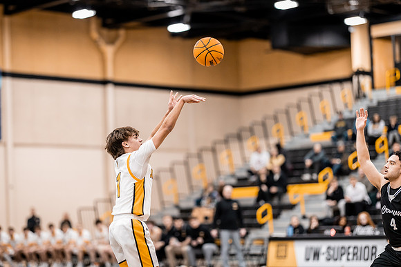 MBB vs Crown-12