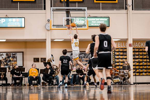 MBB vs Crown-10