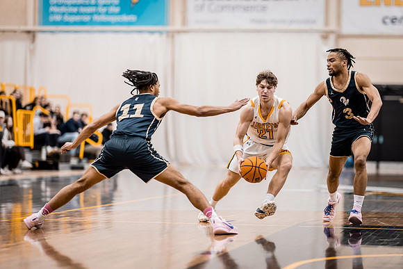 UWS MBB vs NCU-18