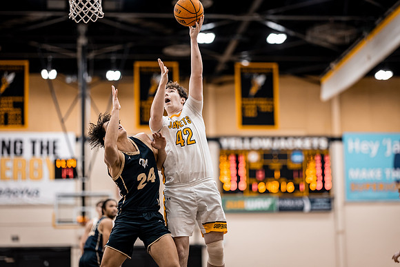 UWS MBB vs NCU-17