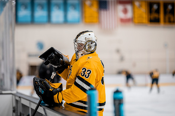 UWS MHKY vs UWEC