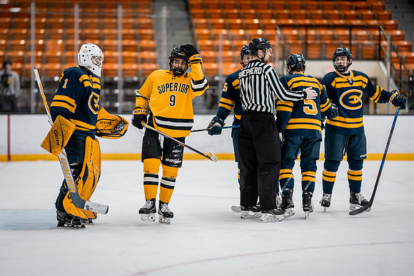 UWS MHKY vs UWEC-9