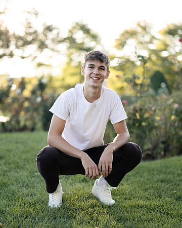 Oscar Senior Shoot-1-94