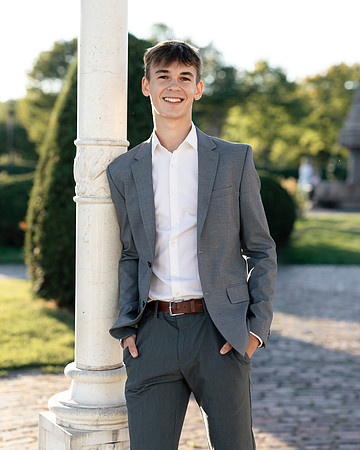 Oscar Senior Shoot-1-134