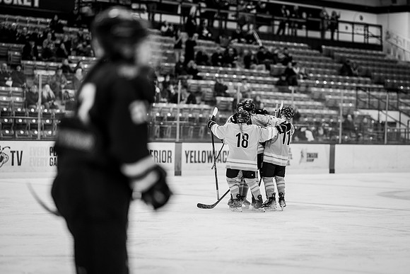 UWS WHKY vs UWSP-55