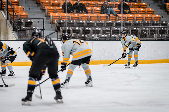 UWS WHKY vs UWSP-42