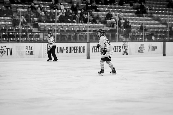 UWS WHKY vs UWSP-45