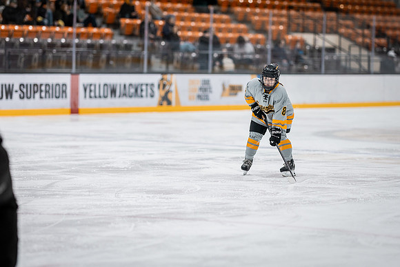 UWS WHKY vs UWSP-36