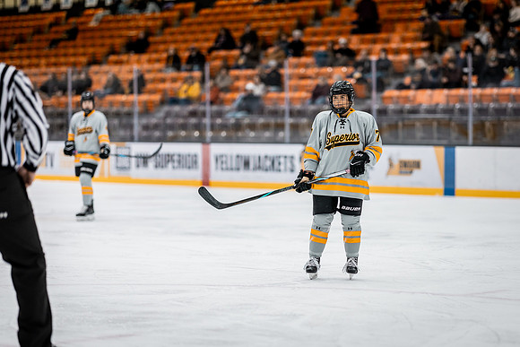 UWS WHKY vs UWSP-110