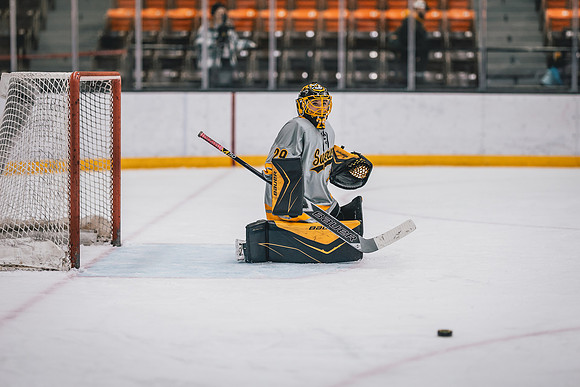 UWS WHKY vs UWSP-20
