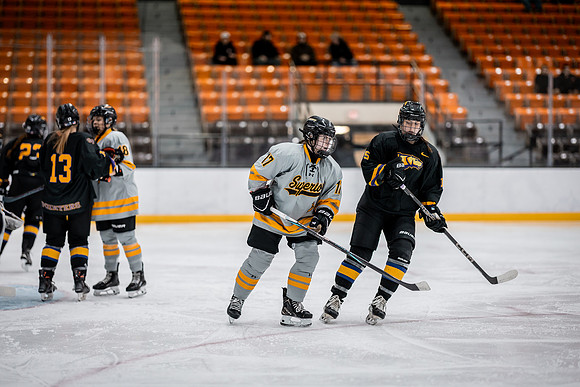 UWS WHKY vs UWSP-26