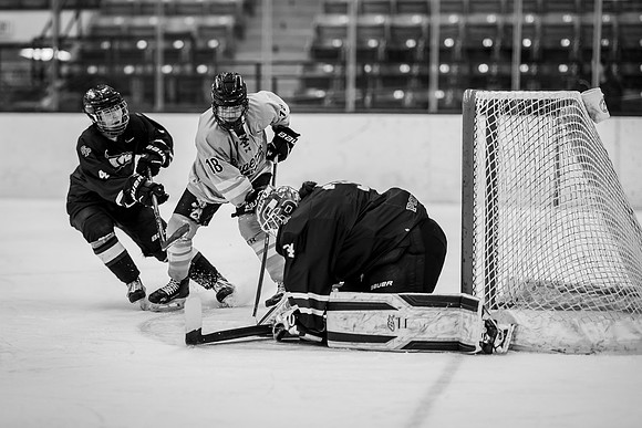UWS WHKY vs UWSP-127