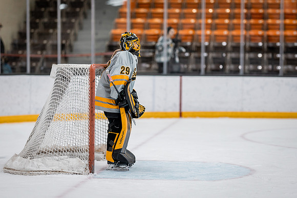 UWS WHKY vs UWSP-136