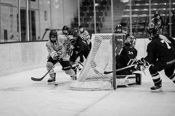 UWS WHKY vs UWSP-60