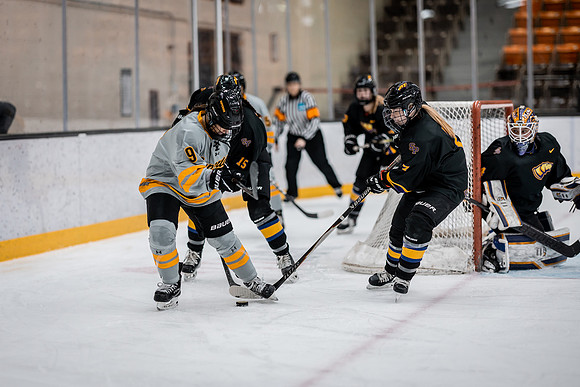 UWS WHKY vs UWSP-61