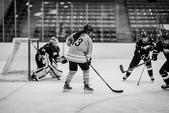 UWS WHKY vs UWSP-152