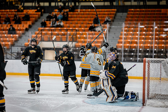 UWS WHKY vs UWSP-88