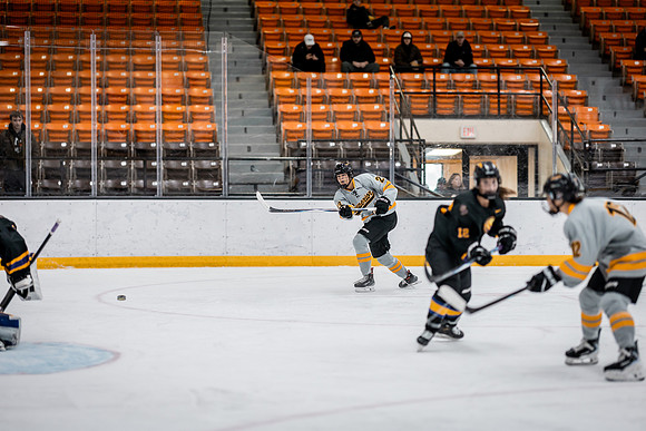 UWS WHKY vs UWSP-62