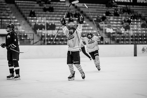 UWS WHKY vs UWSP-180