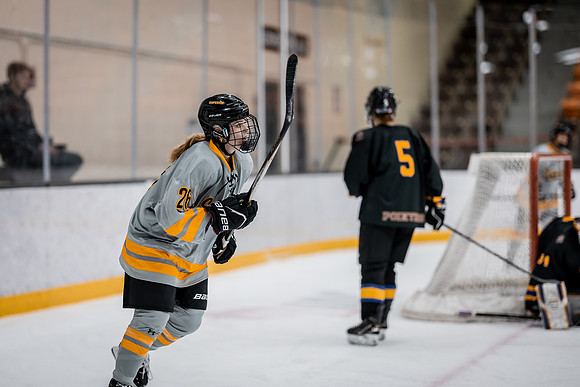 UWS WHKY vs UWSP-73