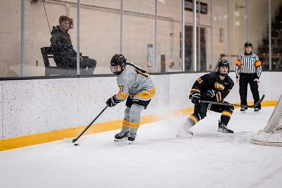 UWS WHKY vs UWSP-154