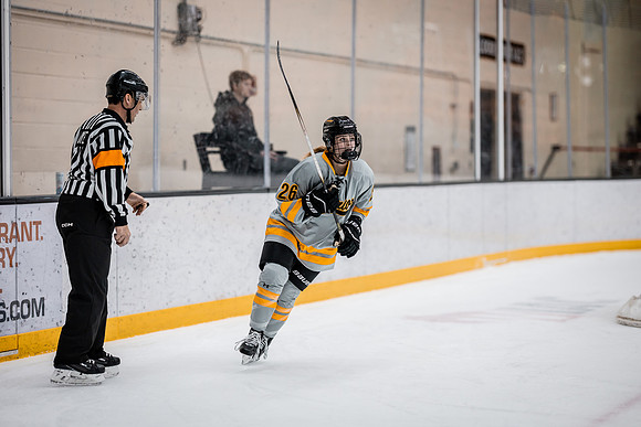 UWS WHKY vs UWSP-71