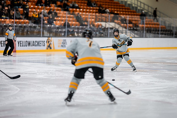 UWS WHKY vs UWSP-141
