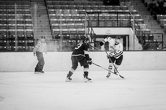UWS MHKY vs Stout -29