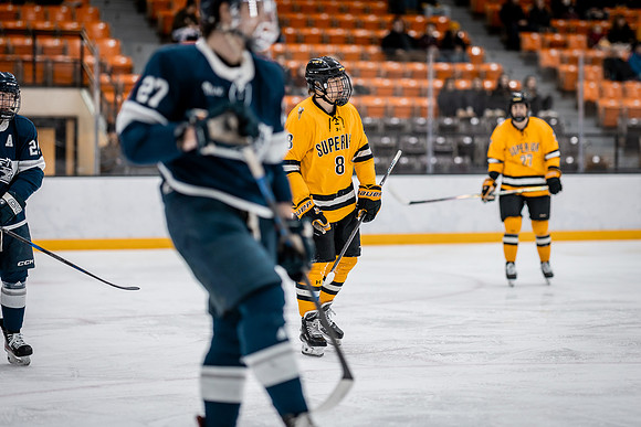UWS MHKY vs Stout -14