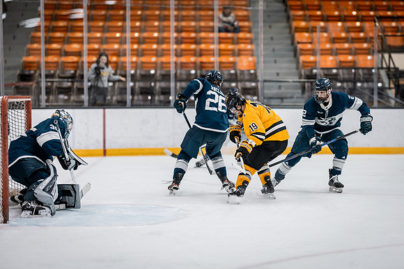 UWS MHKY vs Stout -28