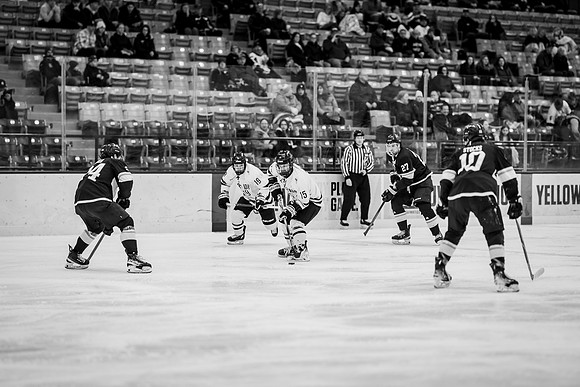 UWS MHKY vs Stout -8