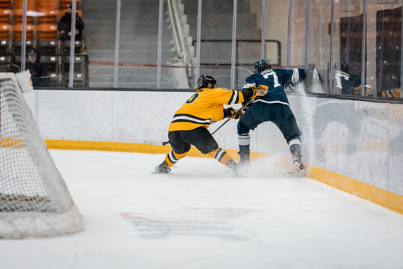 UWS MHKY vs Stout -65