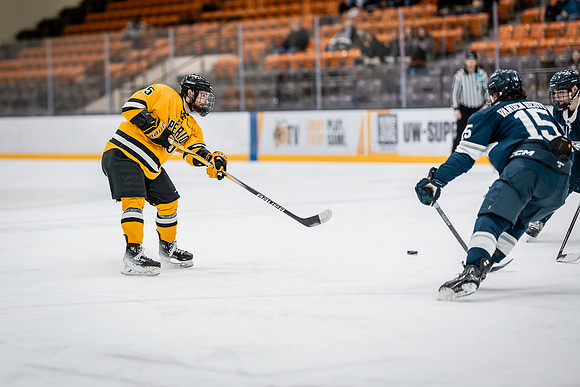 UWS MHKY vs Stout -62