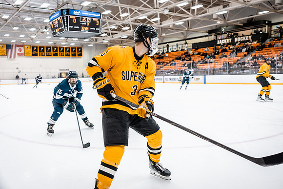 UWS MHKY vs Stout -105