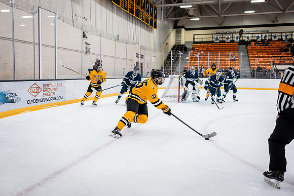 UWS MHKY vs Stout -97