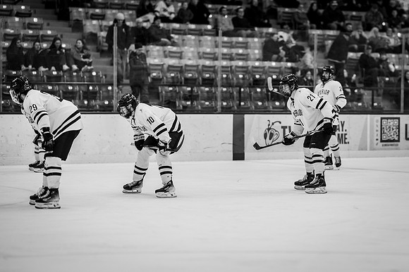 UWS MHKY vs Stout -33