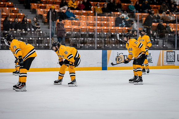 UWS MHKY vs Stout -32