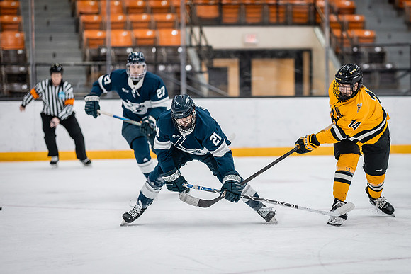UWS MHKY vs Stout -24