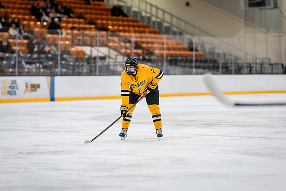 UWS MHKY vs Stout -19