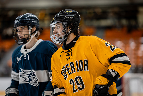 UWS MHKY vs Stout -34