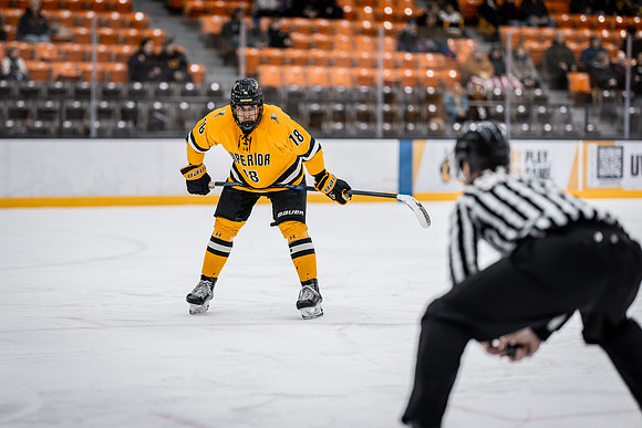 UWS MHKY vs Stout -27