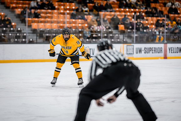 UWS MHKY vs Stout -26