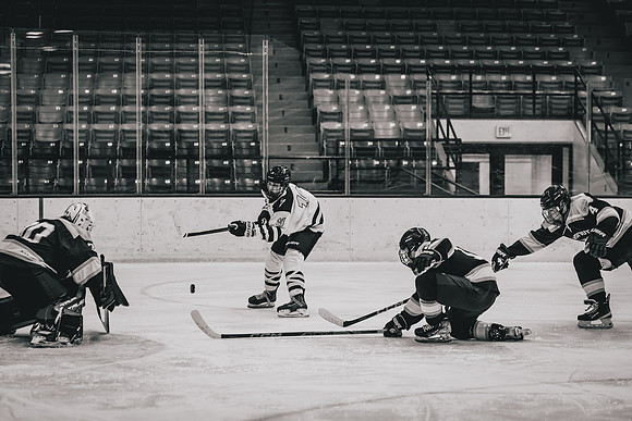 CMHKY vs UWSTOUT -3