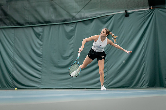 Tennis vs Concordia-99